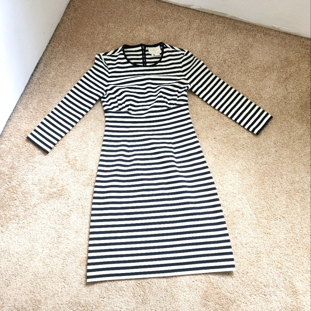 Kate Spade Black and White Sheath Dress Long Sleeve Crew Neck